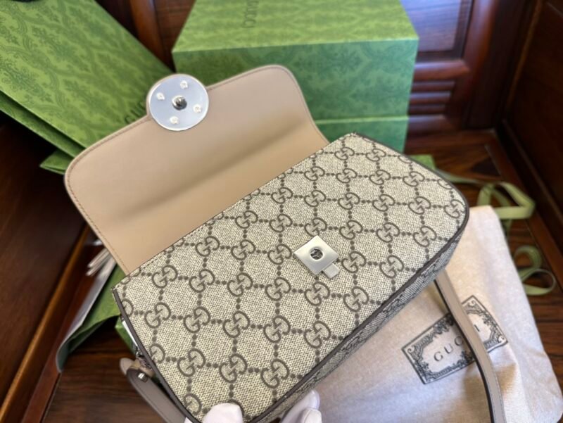 Gucci GG Supreme Bag-21*10*5CM