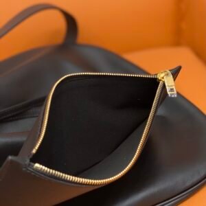 wsxc1695677027700_5.jpg YSL Hobo Bag-33×28×2.5CM