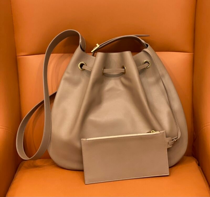 wsxc1695677297677_1.jpg YSL Hobo Bag-44×33×2.5CM