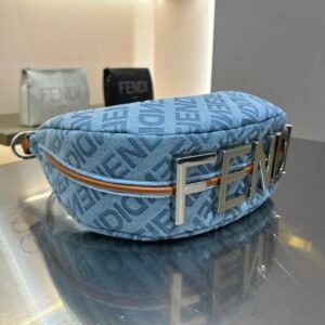 wsxc1696597146693_7.jpg Fendi Praphy-29×24.5x10CM