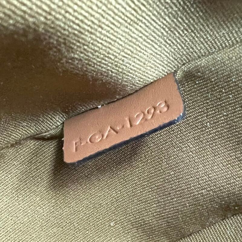 Celin* AVA Handbags-23*13.5*6CM