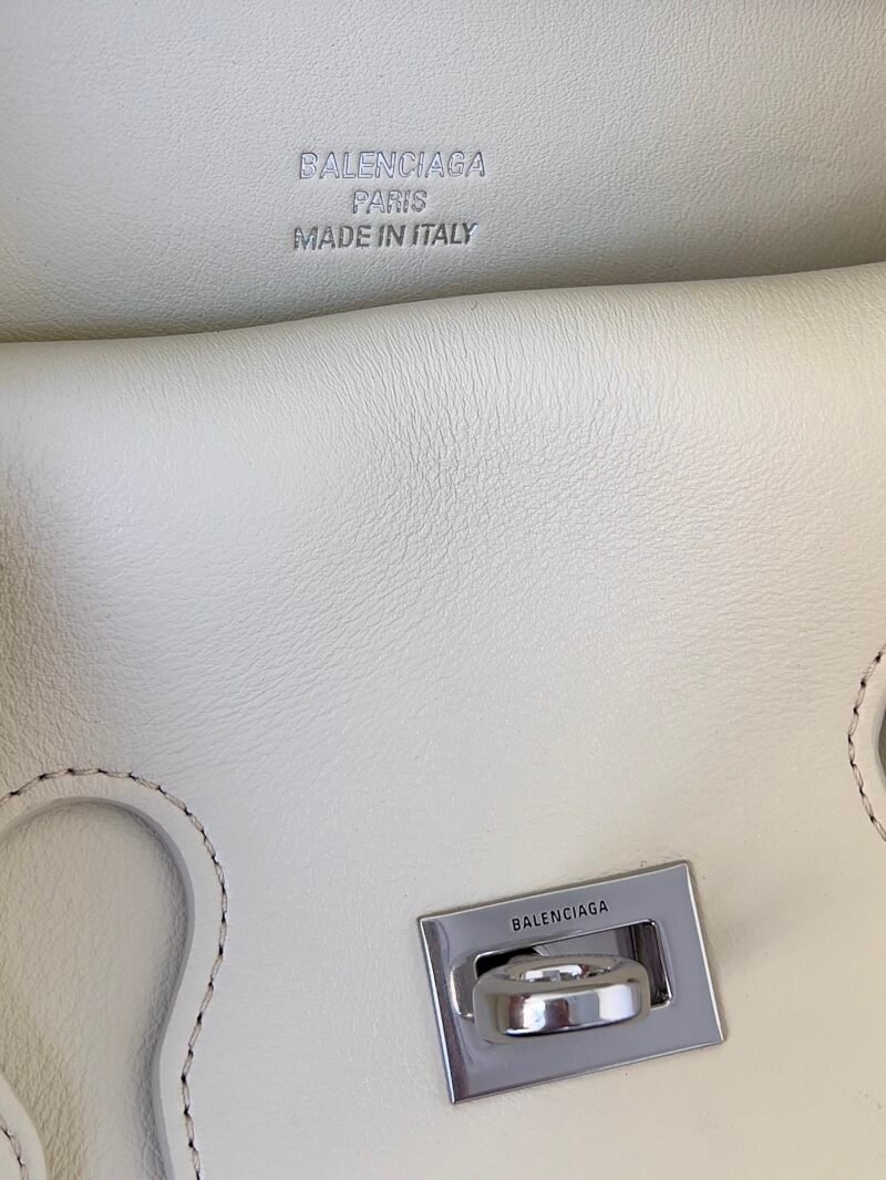 Balenciag Women’s Bel Air Small Clutch On Strap in Black-27*5*14CM