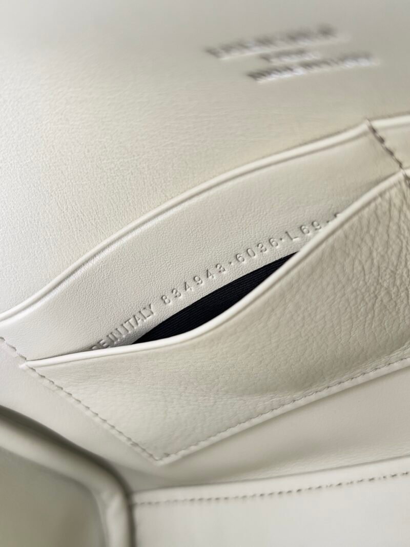 Balenciag Women’s Bel Air Small Clutch On Strap in Black-27*5*14CM