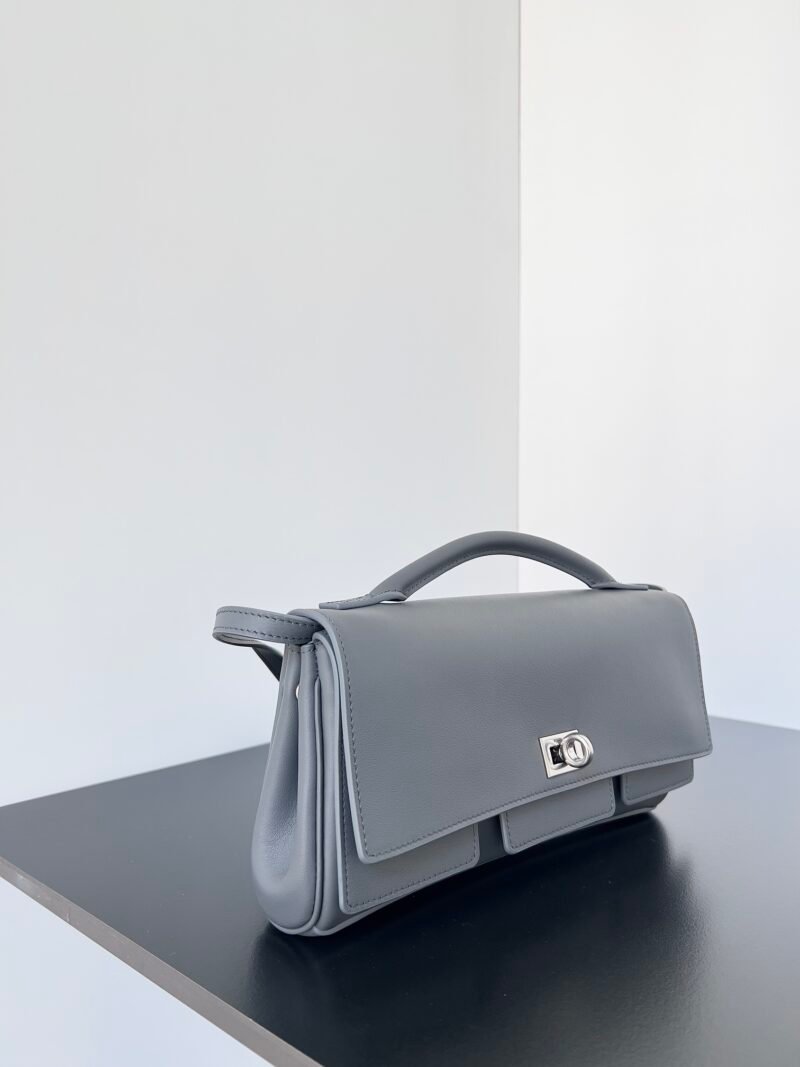 Balenciag Women’s Bel Air Small Clutch On Strap in Black-27*5*14CM