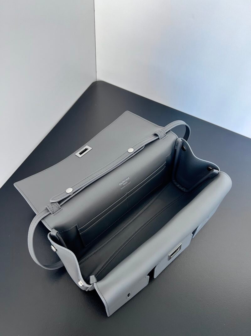 Balenciag Women’s Bel Air Small Clutch On Strap in Black-27*5*14CM