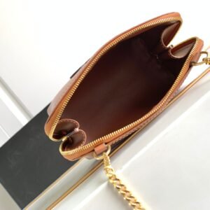 ww756533utyterytre_8_.jpg Celin Triomphe Shell Bag-16 X 11X 8CM