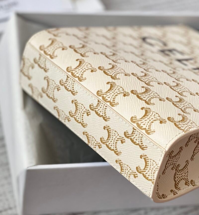 wwer-433875rewrwerwe_1_.jpg Celin Triomphe Tote-17*21*4CM