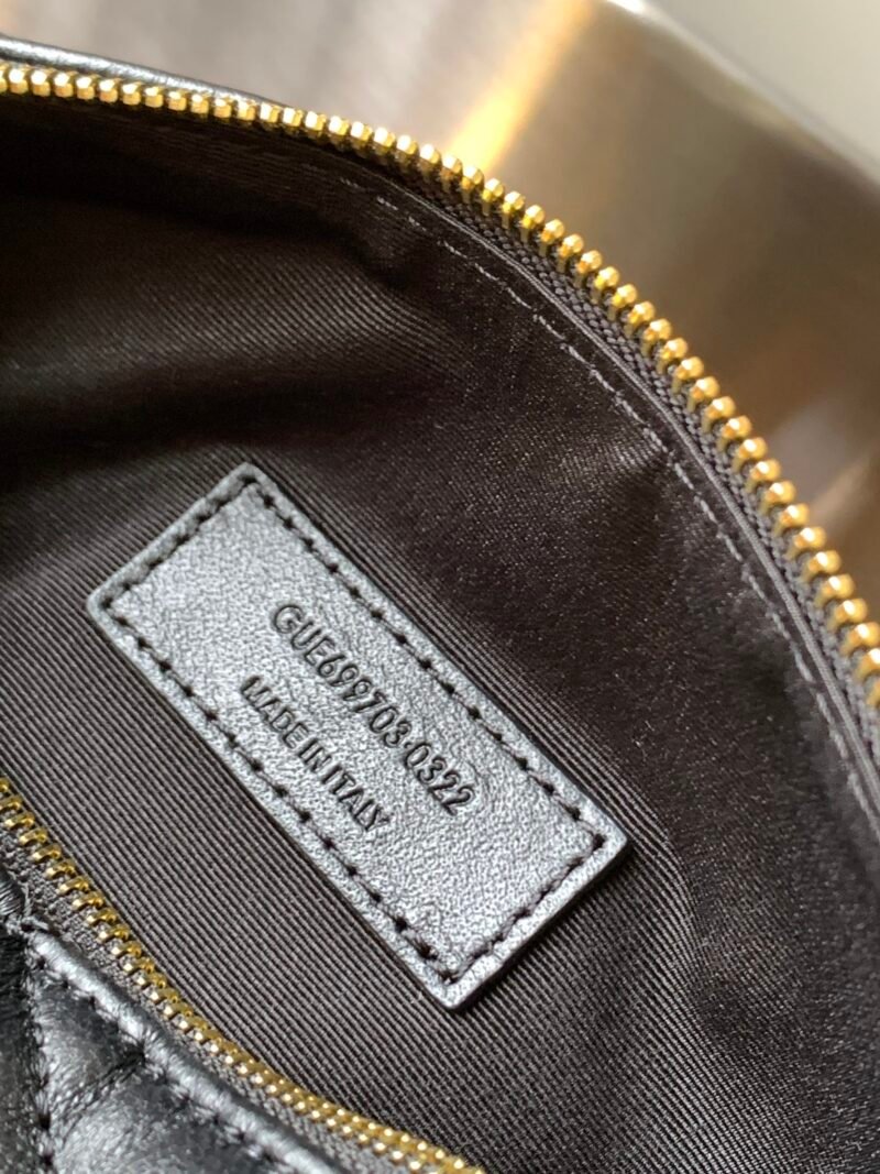 ysl-21433432erwrwe_1_.jpg YSL Tube Sade Bag-20*10*10CM