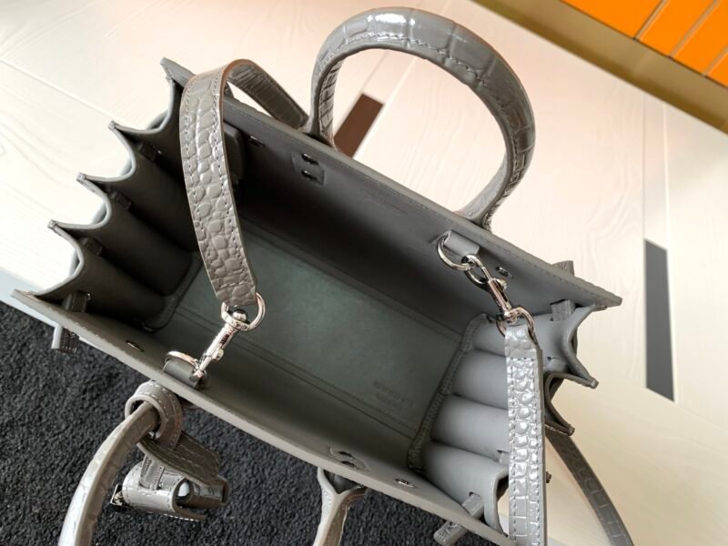 YSL Sac De Jour-22x18x10.5CM