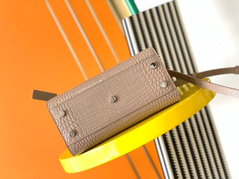 YSL Sac De Jour-22x18x10.5CM