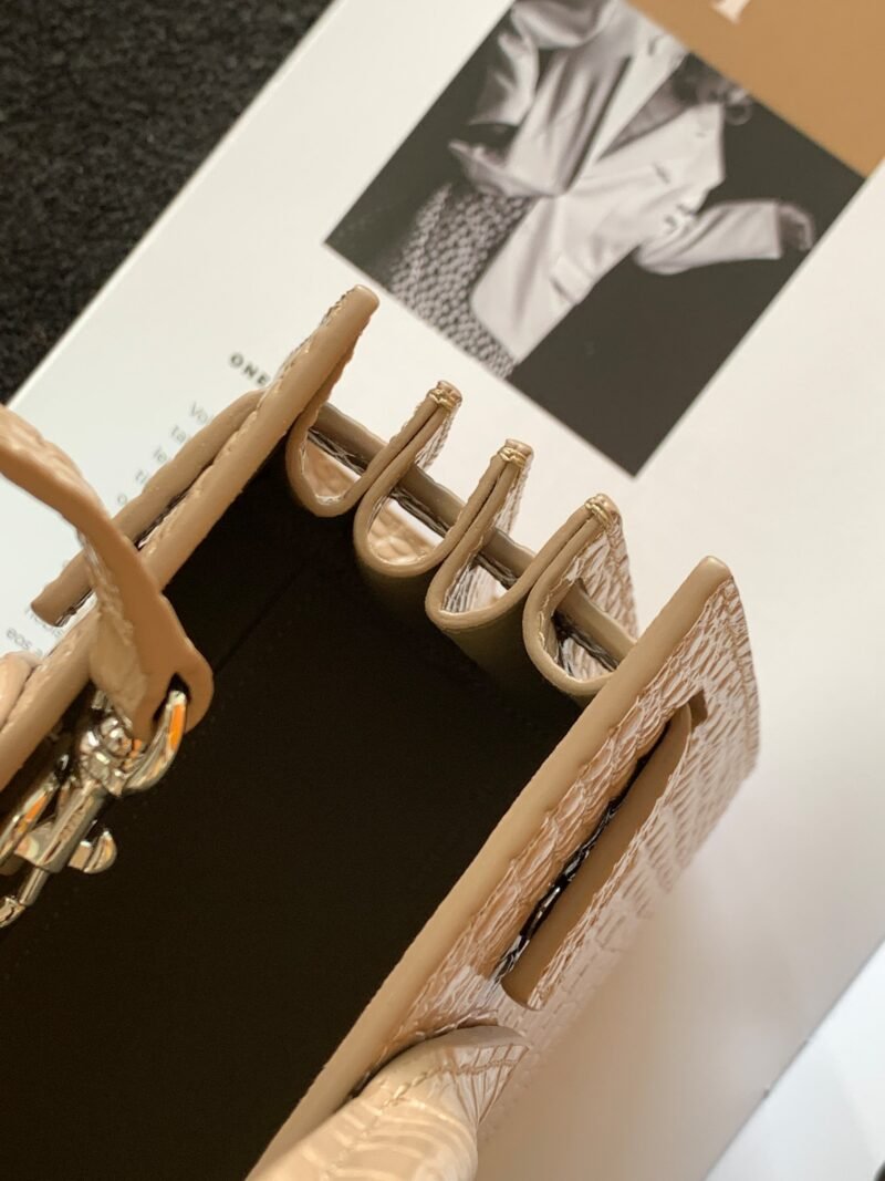 YSL Sac De Jour-22x18x10.5CM